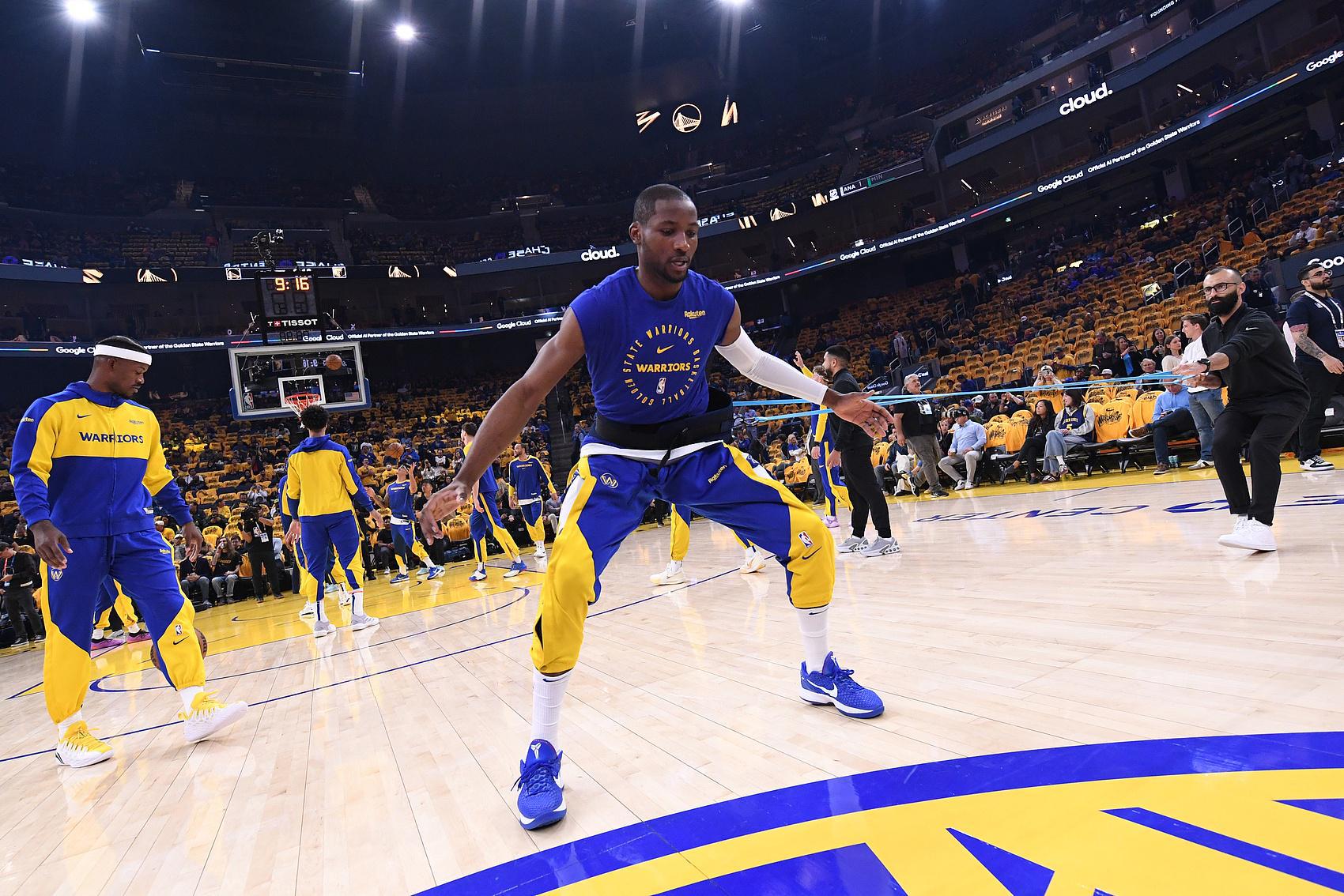 美记：对长期合同谨慎是目前NBA的主题 22届新秀续约基本没动静