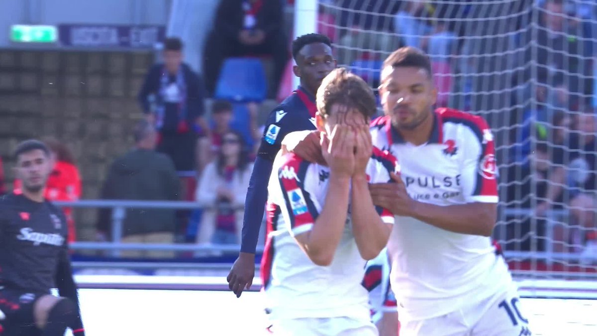 九游娱乐-🔥热那亚18岁小将意甲首秀半场双响，尤文、AC米兰曾询价遭拒