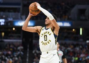 能攻善传！哈利伯顿16中9拿到24分4板11助