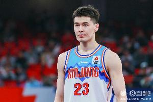 全面发挥难救主！阿不都沙拉木11中7拿到17分8板6助2断 另有5失误