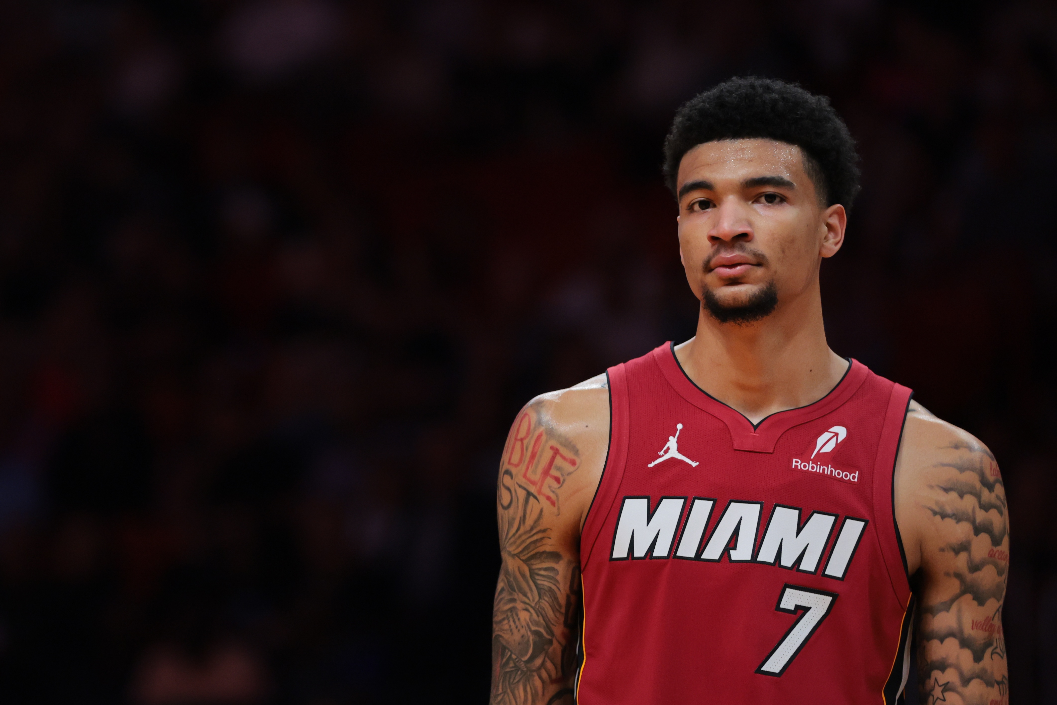 韦尔：休赛期我加强了技术&amp;变更强壮了 我想证明自己有统治力