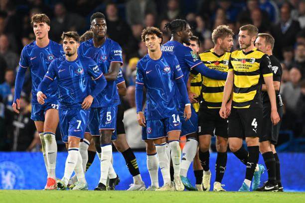 九游体育下载-轮换11人轻取大胜！蓝军预备役打英乙队也一级戒备